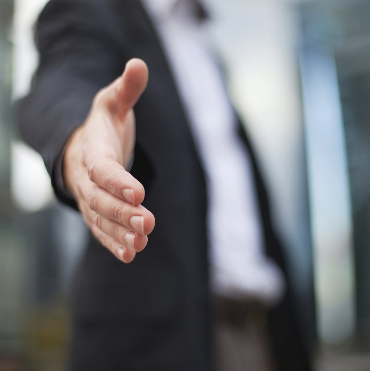 پیشواز (استقبال کردن)