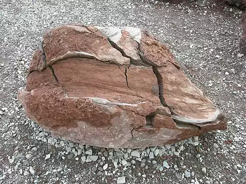 بمب آتشفشانی