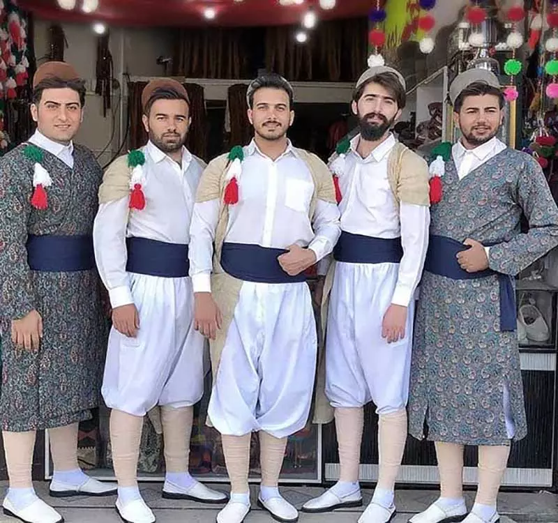 پوشاک لکی